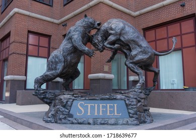 St. Louis, MO, USA, 2019-07-18: Stifel 'Forces' Statue With Bull And Bear