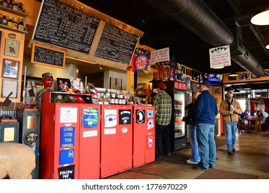 St. Louis, MO, USA February 26 Hungry Customers Decide On The Lunch Order At Pappy's Barbeque, A Rib Joint In St Louis, Missouri