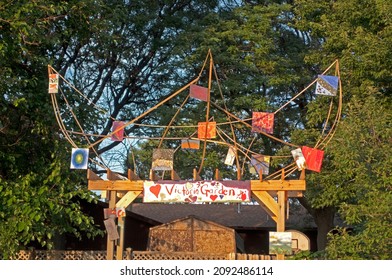 ST PAUL, MINNESOTA USA - JULY 13, 2019: Fanciful Entrance To A Neighborhood Victoria Garden.