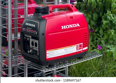 ST. PAUL, MN/USA - AUGUST 29, 2018: Honda EU2200i Portable Inverter Generator.