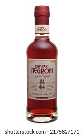 ST. PETERSBURG, RUSSIA - JANUARY 16, 2022: Bottle Of Campari Negroni, Italy
