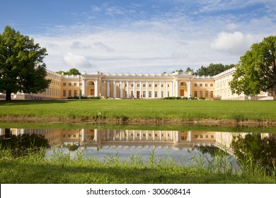 ST. PETERSBURG, RUSSIA - JULY 11, 2015: The Alexander Palace in Pushkin summer day, St.-Petersburg, Russia