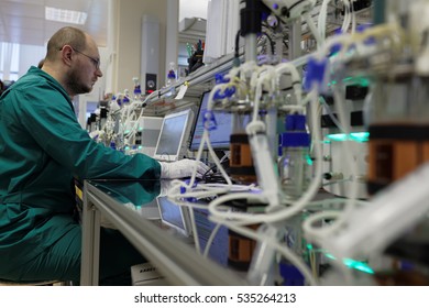 ST. PETERSBURG, RUSSIA - NOVEMBER 16, 2016: Researchers At Work In The High-Throughput Biotechnology Laboratory Of BIOCAD. It Is One Of The Full-cycle Drug Development And Manufacturing Companies