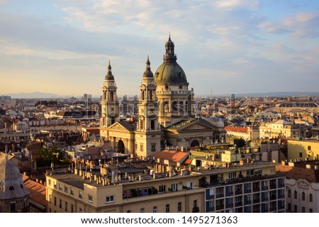 St. Stephen's Basilica in Budapest during sunset