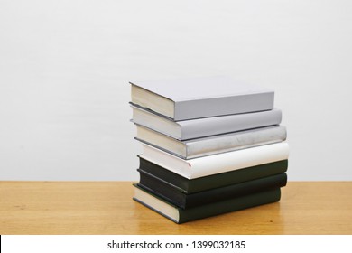 17,750 Book spine stack Images, Stock Photos & Vectors | Shutterstock