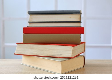 stack of books on table, education and learning concept, library, schol, academic