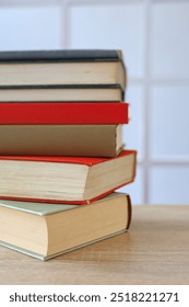 stack of books on table, education and learning concept, library, schol, academic