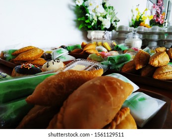 stack of cakes ready to eat