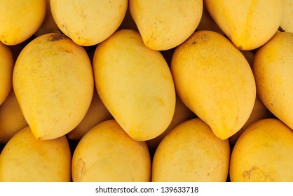 stack mangoes