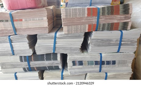 820 Pack old newspapers Images, Stock Photos & Vectors | Shutterstock