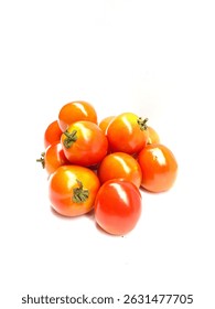 Una pila tomates anaranjados