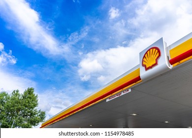 Shell garage Images, Stock Photos & Vectors  Shutterstock