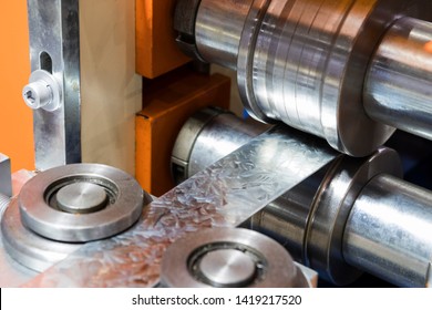 stainless bar sheet in cold roll process ; focus as machined cast roll