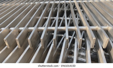 stainless steel grating cover Close the gutter