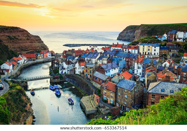 Staithes Sunrise Yorkshire Uk Stock Photo 653367514 | Shutterstock