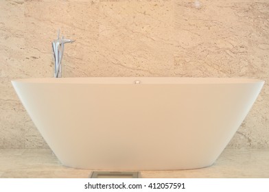 Stand Alone Bathtub , Travertine Tile Wall