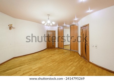 Similar – Zimmer in typischer Berliner Altbauwohnung, leer