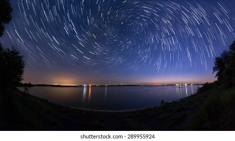 Star trails with zoom effect - Shutterstock ID 289955924