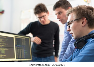 49,631 Programming team Images, Stock Photos & Vectors | Shutterstock