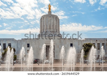 State capitol complex in Art Deco style in Salem, capital of Oregon state, USA