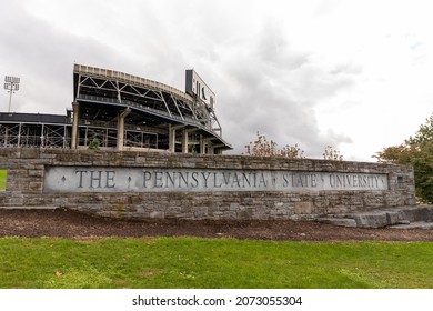 State College, PA - October 22, 2021: The Pennsylvania State University Sign In Front Of Beaver Stadium