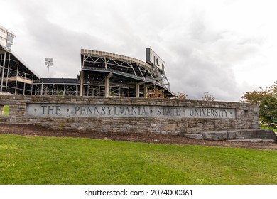 State College, PA - October 22, 2021: The Pennsylvania State University Sign In Front Of Beaver Stadium