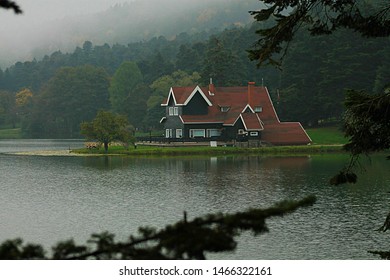 State Guest House In Bolu Golcuk