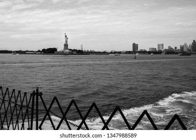 Staten Island Ferry views statue of Liberty