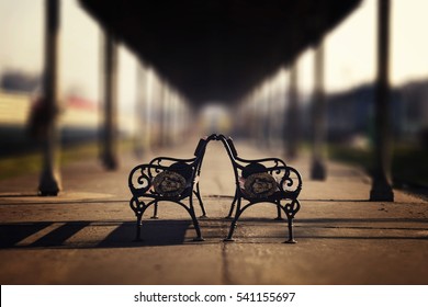 Station bench