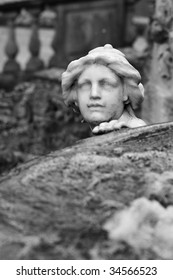 Statue