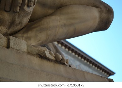 Statue