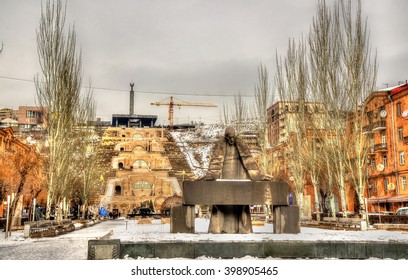 Statue Of Alexander Tamanian And Cascade Alley In Yerevan, Armenia