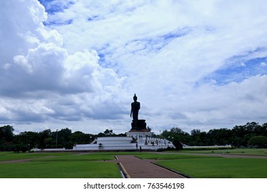 Statue of the Buddha