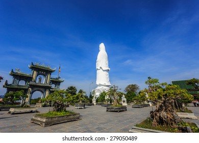 432 Danang dragon statue Stock Photos, Images & Photography | Shutterstock