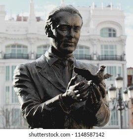 Statue Of The Famous Poet, Federico García Lorca With A Pigeon On Saint Anne Square (Plaza De Santa Ana) In Madrid, Spain, Europe. Old Town Neighborhood In The True Inner City Of Madrid.