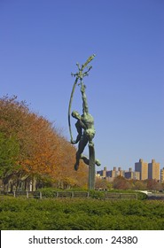 Statue at flushing meadows park