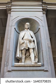 Statue Of Giotto Di Bondone In Façade Niche Outside Uffizi Gallery By Giovanni Dupre, Made In 1840 