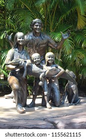 Statue Of Irwin Family At Australia Zoo