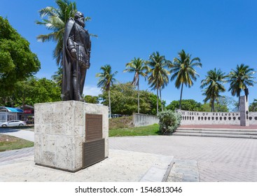 Statue Of Juan Ponce De Leon In Bayside, Downtown Miami, Miami, Florida, United States Of America, North America 1-10-19