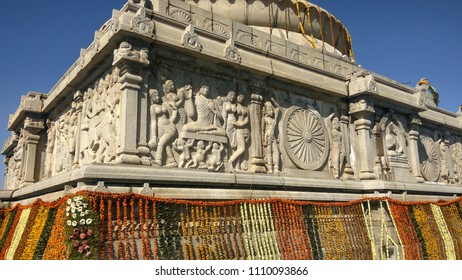 Statue Lake Hyderabad Hussain Sagar View Stock Photo (edit Now) 1110093866