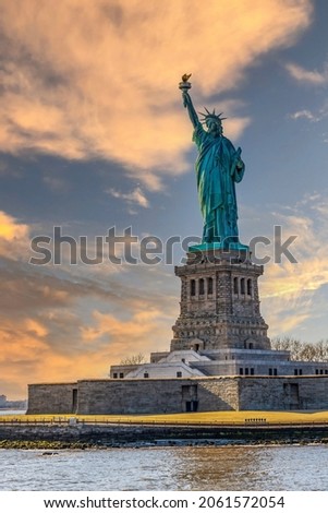 The Statue of Liberty,a copper neoclassical sculpture on Liberty Island in New York Harbor.Designed by Frederic Auguste Bartholdi,metal framework built by Gustave Eiffel,dedicated on October 28, 1886.