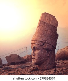  Statue On Mount Nemrut In Turkey