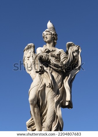 Statue on the Sant Angelo - Angelo bridge 