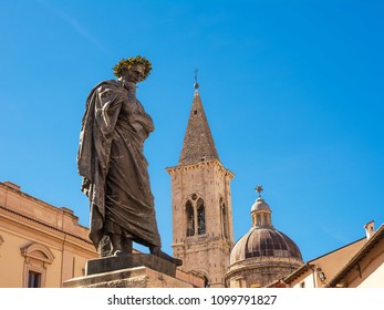 Statue of Ovid, symbol of the city of Sulmona (Italy)