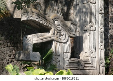 Quetzalcoatl の画像 写真素材 ベクター画像 Shutterstock