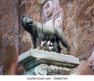 Old Statue Capitoline Wolf On Capitoline Stock Photo (Edit Now) 1555474676