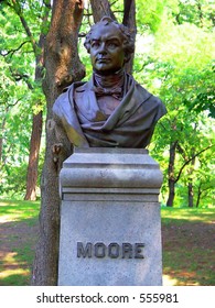 Statue Of Thomas Moore