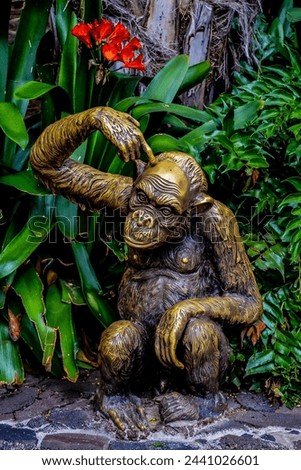 Statue of Wild Chimpanzee Mammal Ape Monkey Animal