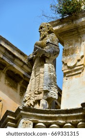 Statues In Piazza Del Duomo Lecce