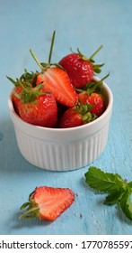 Stawberry In A Bowl ,red And Delicious. Healthy Fruit, Good For Diet.